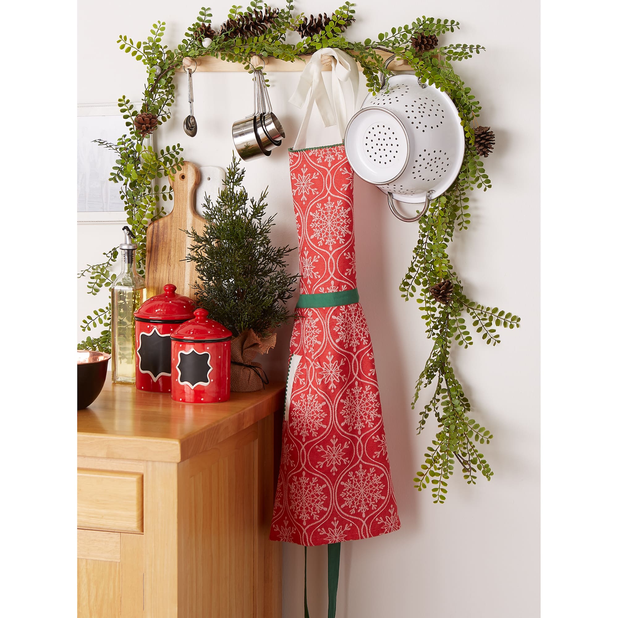 DII® Joyful Snowflakes Jacquard Collection Apron
